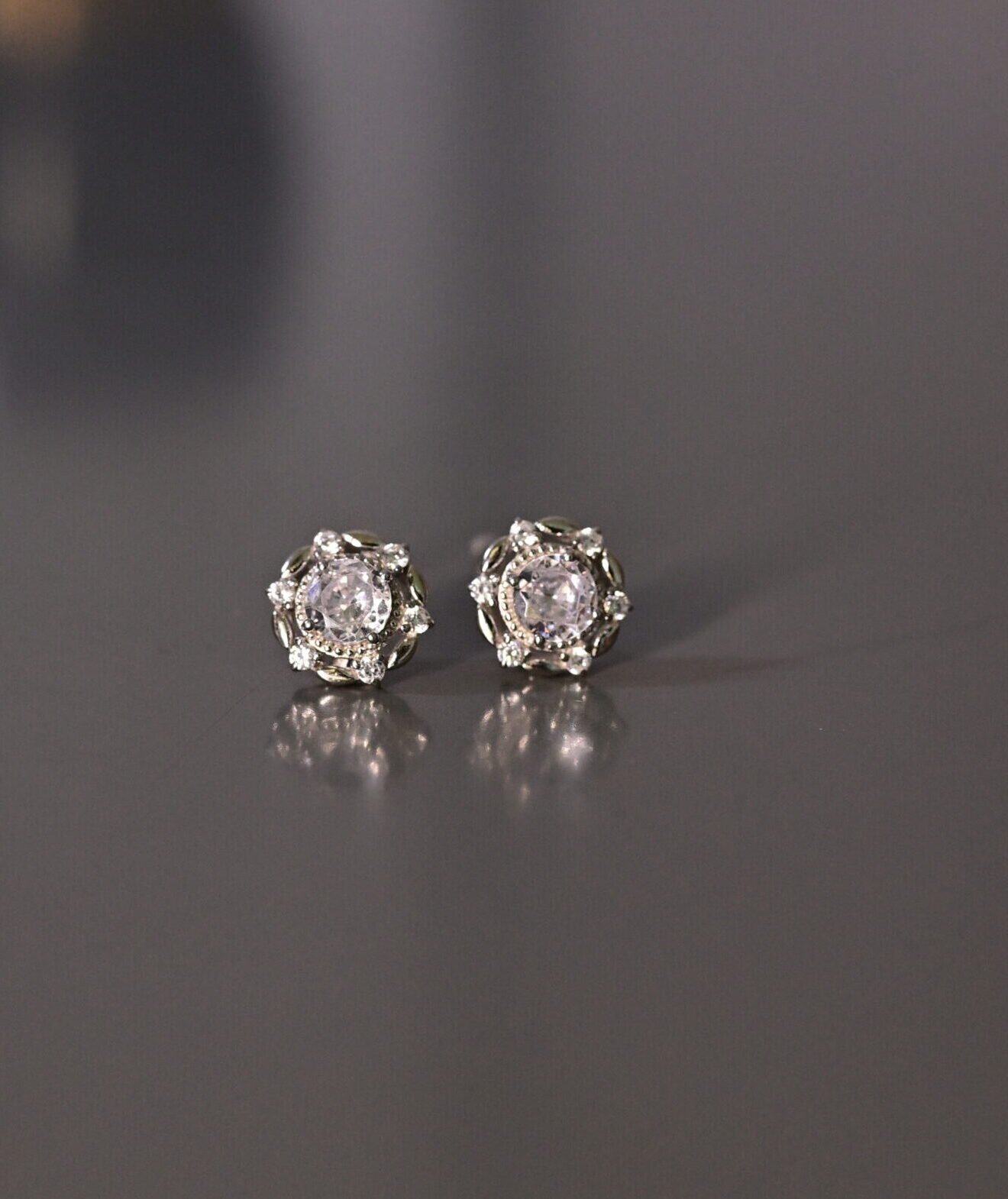 Royal Crown Solitaire Silver Pendant & Earring Set