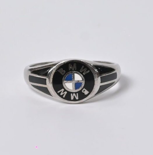 Executive Motif Men's Silver Ring
